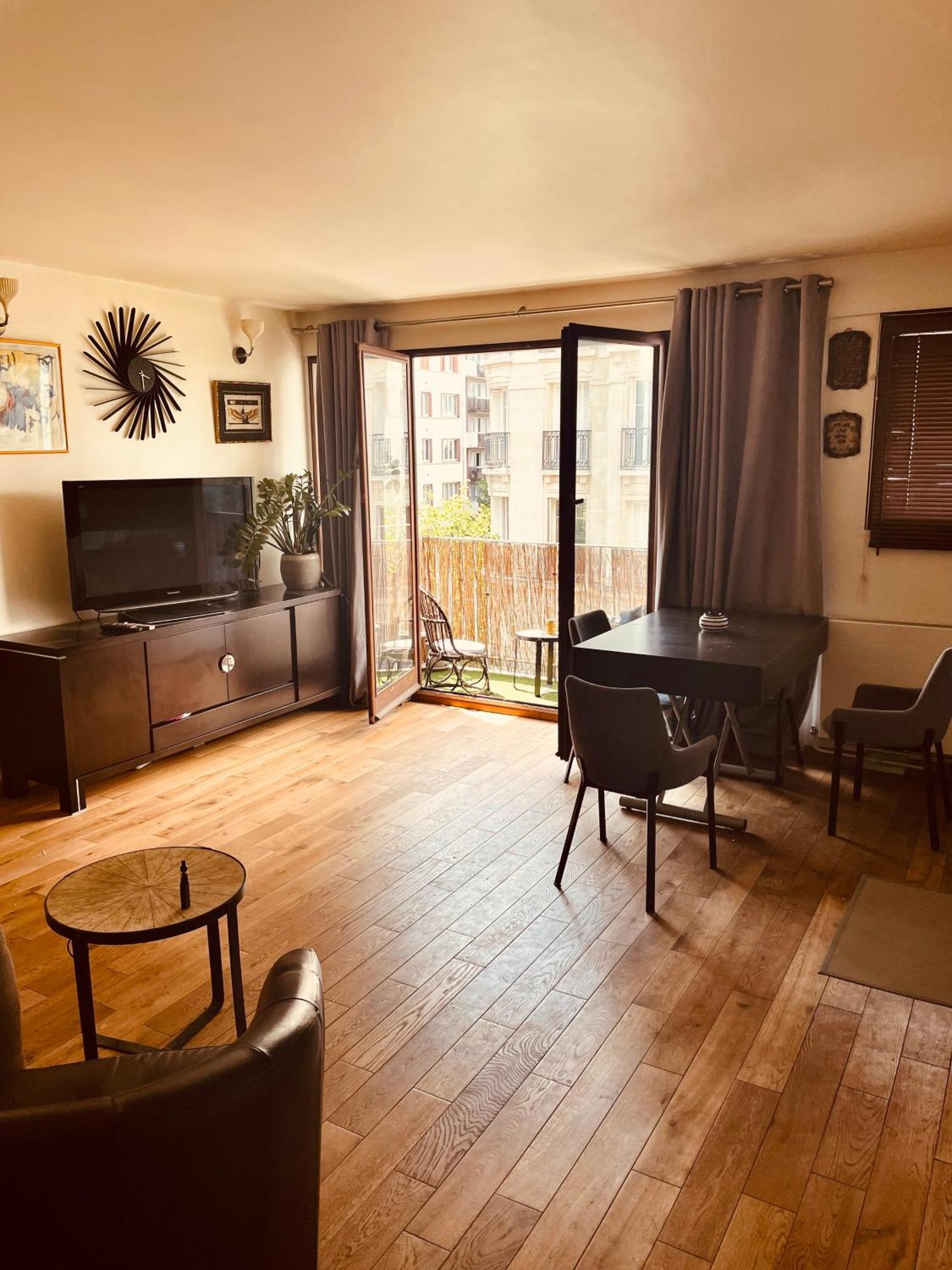 Jolie 2 Pieces Avec Balcon Paris 15 Eme Daire Dış mekan fotoğraf