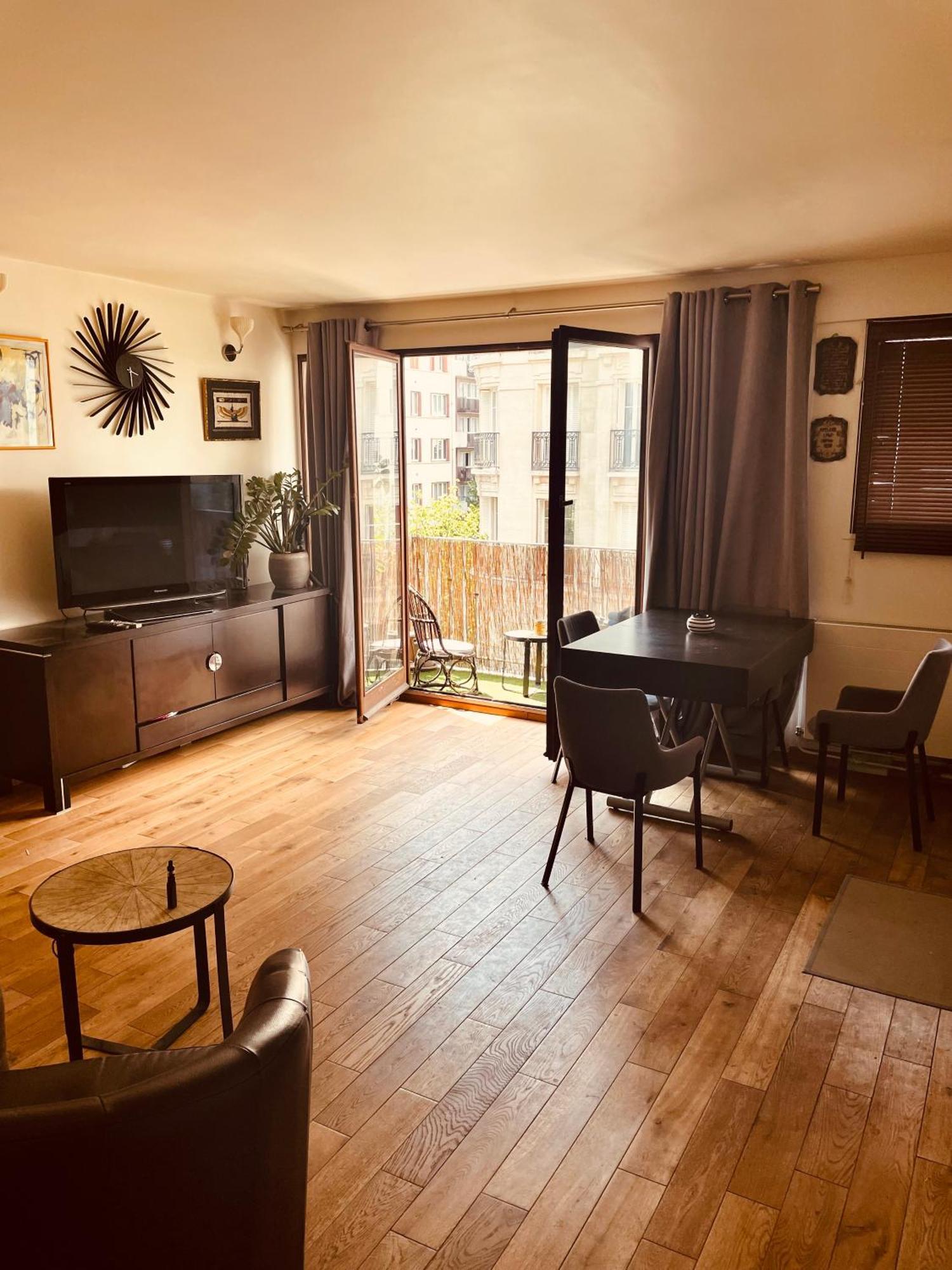 Jolie 2 Pieces Avec Balcon Paris 15 Eme Daire Dış mekan fotoğraf
